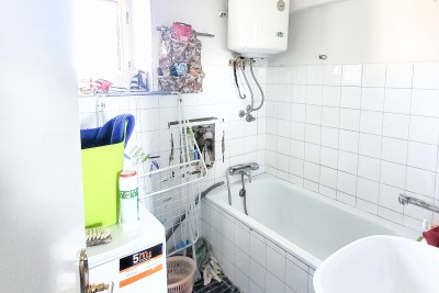 Apartma v prvem nadstropju s tremi spalnicami, 800m od morja 6