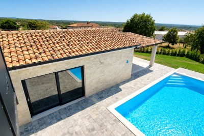 Mediterranean Stone Villa with Panoramic Views and Spacious Yard 9