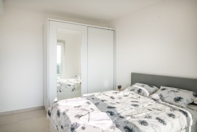 Umag – Moderna vila s bazenom i pogledom na more 11