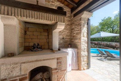 Poreč area – charming stone villa with pool 20