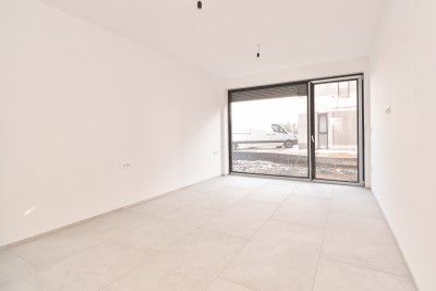 Moderna vila s štirimi spalnicami, le 3 km od središča Poreča - v fazi gradnje 8