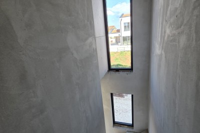 Mediteranska kuća u nizu 2km od centra Poreča i mora - u izgradnji 23