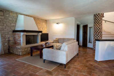 Šarmantna istarska vila s bazenom i mediteranskim vrtom 6