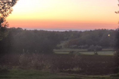 Građevinsko zemljište sa prekrasnim pogledom na more, na rubnom djelu naselja 3