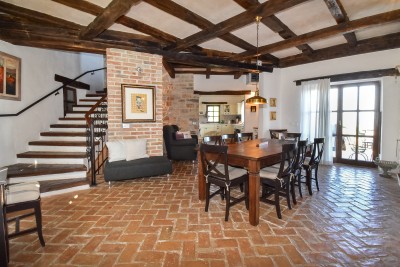 Autentica villa in pietra istriana con vista panoramica 13