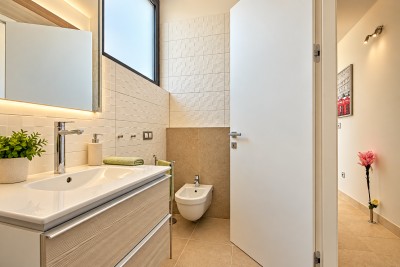 Vrsar – Penthouse s krovnom terasom i pogledom na more 12
