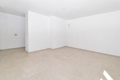 Appartamento al piano terra con ampio cortile 8