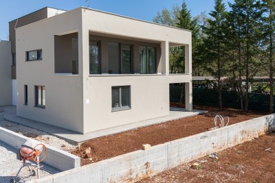 Appartamento al piano terra con ampio cortile 21