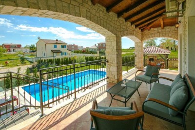 Beautiful stone villa with swimming pool 6