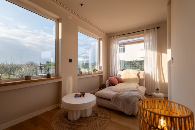 Casa familiare con ampio terreno edificabile in una zona tranquilla vicino a Parenzo 14