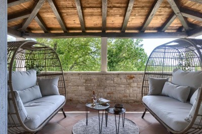 Poreč area – charming stone villa with pool 17