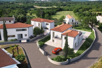 Nova moderna vila v mirnem istrskem kraju z rustikalnimi elementi - v fazi gradnje 6