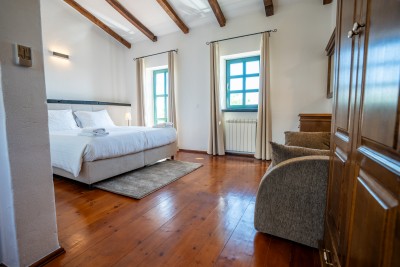 Istrian villa with pool, terraces and sea view 32