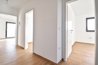 Komforan stan na prvom katu novogradnje 8