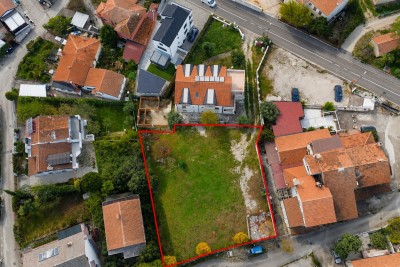 Umag okolica, građevinska parcela samo 150m od mora 3