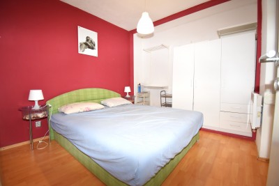 Apartma v prvem nadstropju z dvema spalnicama, 200m od morja 9