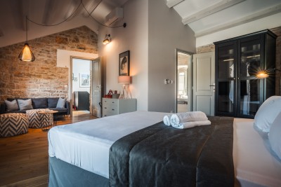 Središnja Istra, Obnovljena kamena vila s bazenom 36