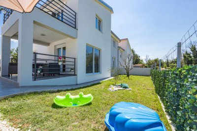 A new furnished house with a swimming pool in a quiet location near Poreč 37