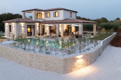 Bellissima villa di design a 5 km dal mare 1