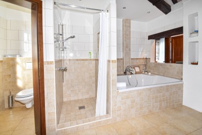 Autentica villa in pietra istriana con vista panoramica 27