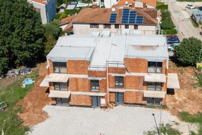 Großzügige Wohnung im 1. Stock mit zwei Terrassen – 500 m vom Meer entfernt - in Bau 3