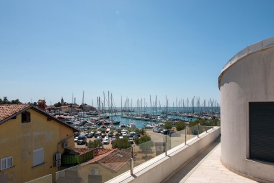 Novigrad – Apartment with Sea View, Only 100 m from the Sea