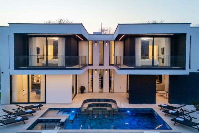 Ližnjan – ekskluzivna vila s pogledom na more, grijanim bazenom i smart home sustavom