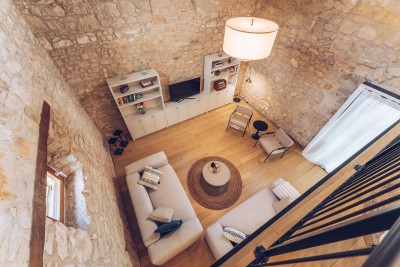 Novigrad okolica, unikatna kamena vila s bazenom 4