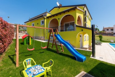 Comfortable apartment house with pool near Porec 5