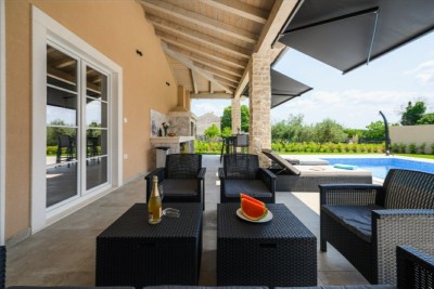 Una nuova confortevole villa con piscina, completamente attrezzata, non lontano da Rovigno 39