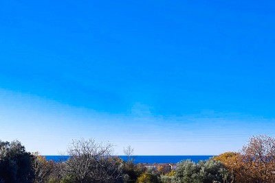 TOP Luksuzno stanovanje s čudovitim pogledom na morje in velikim dvoriščem, 1 km od morja! 4
