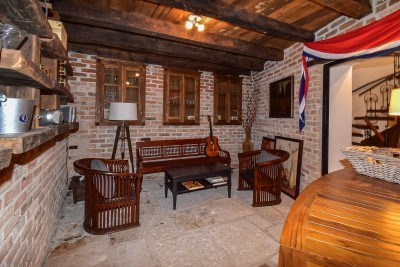 Autentica villa in pietra istriana con vista panoramica 22