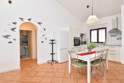 Kuća u nizu s fantastičnim panoramskim pogledom na more i zajedničkim bazenom 10