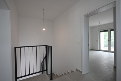 Umag okolica, moderna duplex hiša s bazenom 6