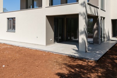 Appartamento al piano terra con ampio cortile 3