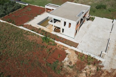 Luksuzna vila z bazenom in strešno teraso s čudovitim pogledom na morje - v fazi gradnje 8