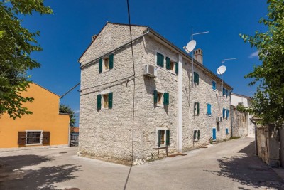 Rovinj area - two renovated stone houses with a pool 14