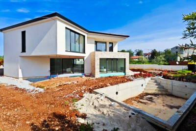 Villa in stile istriano moderno e di altissima qualità in una posizione tranquilla - nella fase di costruzione 1