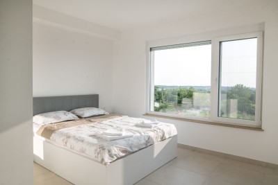 Umag – Moderna vila s bazenom i pogledom na more 13