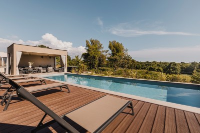 Luxury villa with pool near the sea 32
