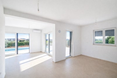Poreč okolica – Moderna vila s bazenom, 4 km od morja 3