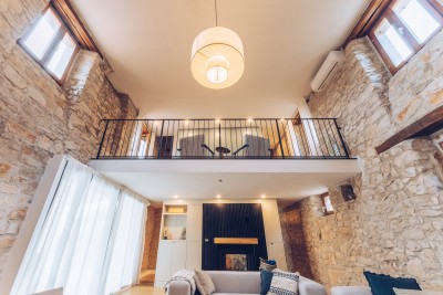Novigrad okolica, unikatna kamena vila s bazenom 3