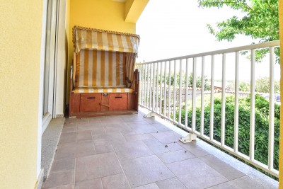 Ekskluziva! Dvojna kuća s bazenom i pogledom na more 25