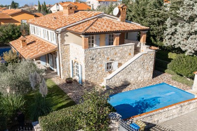Mediterranean Semi-Detached House with Pool – Only 1 km from the Sea