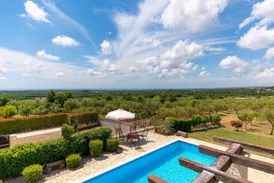 TOP A villa with a beautiful view of the sea and the countryside 5