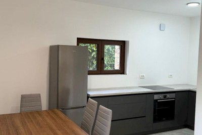 Šarmantna kamena kuća u nizu s pogledom na more 5