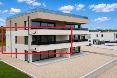 Luksuzno stanovanje v 1. nadstropju s prostorno pokrito teraso – mirna lokacija, 3 km od morja 2