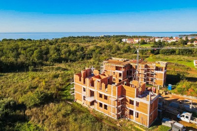 Modernes Penthouse mit Panoramablick auf das Meer und die Stadt - in Gebäude 4