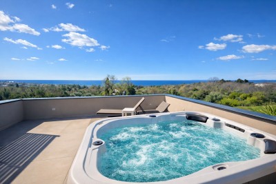Poreč-Luksuzna vila s pogledom na more500 m od plaže, wellness i rooftop jacuzzi 7