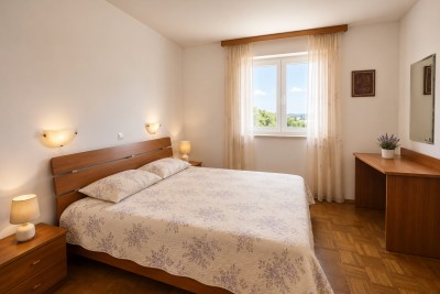 Poreč , 2km od centra, trosoban stan 6